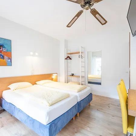 Atlantico Self Check-in Готель