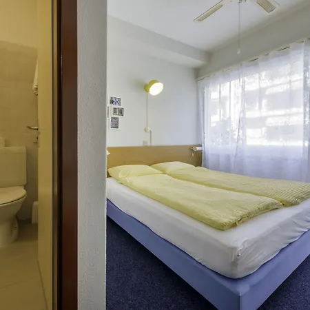 Atlantico Self Check-in Готель Лугано