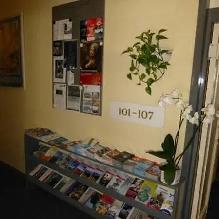 Готель Atlantico Self Check-in Лугано