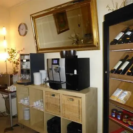 Atlantico Self Check-in Готель Лугано