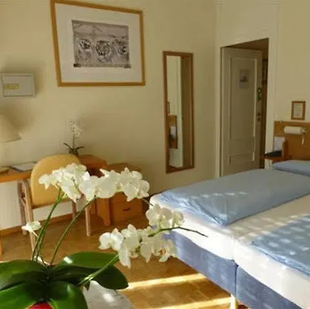 Atlantico Self Check-in Готель Лугано