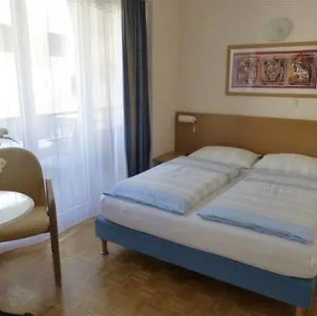 Atlantico Self Check-in Готель Лугано