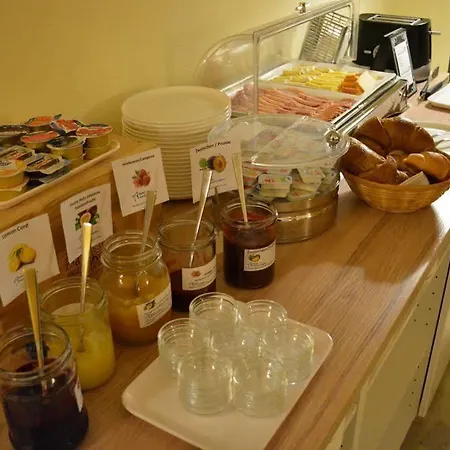 Готель Atlantico Self Check-in